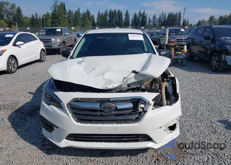2018 Subaru Legacy 2.5I z USA, uszkodzony, nr VIN 4S3BNAA69J3023084